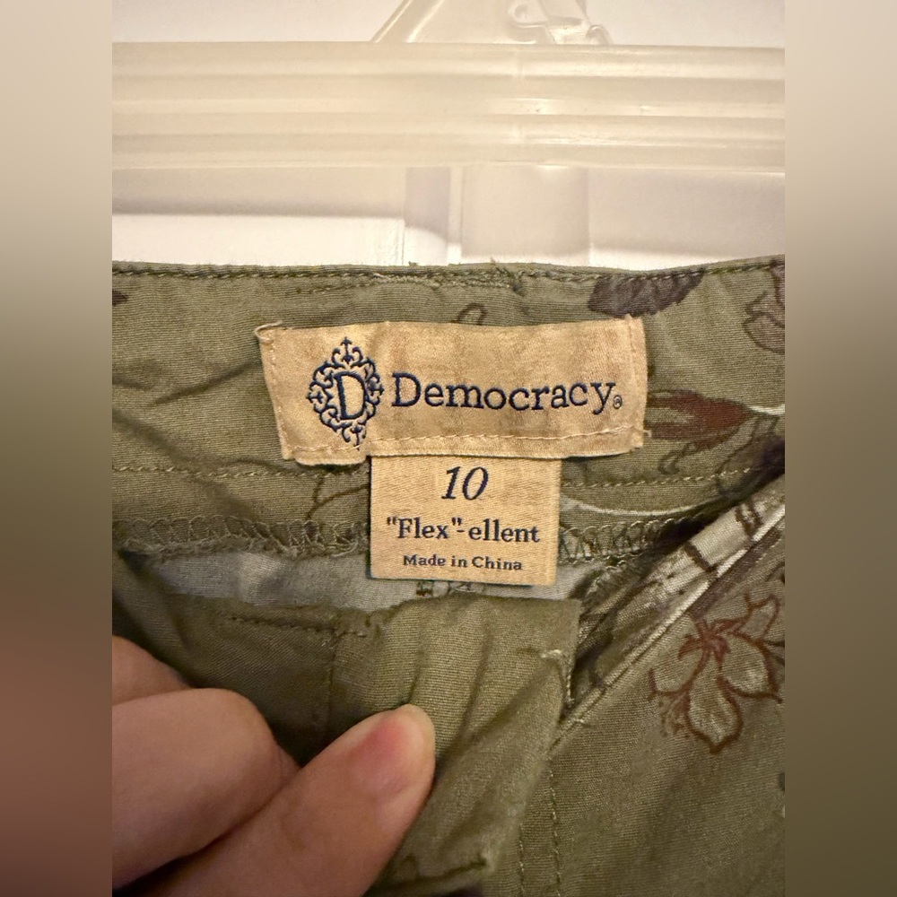 Democracy Flex-Ellent Floral Print Utility Cargo Pants Size 10 - Picture 4 of 8
